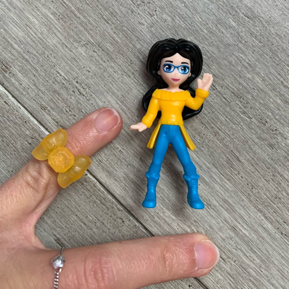 Kinder egg doll with ring - Picture 3 of 4